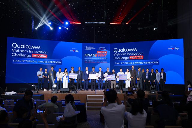 Naiscorp Robotics wins top prize at Qualcomm Vietnam Innovation Challenge 2026
